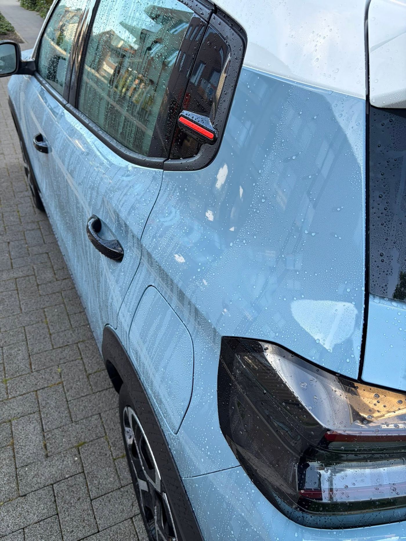Middenconsole voor en na reiniging